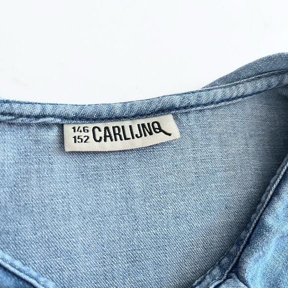 CarlinjnQ girls denim blue exaggerated collar blouse size 11/12 - Picture 3 of 6